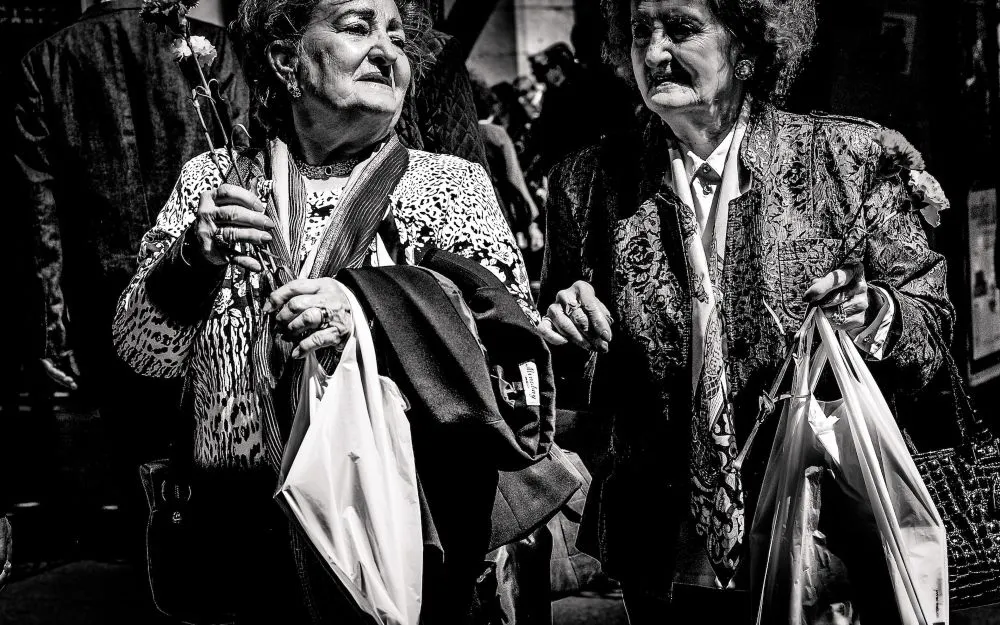 Ten Spanish words that English should adopt right now