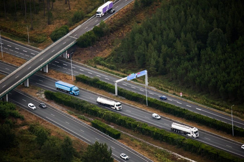 EXPLAINED: The bureaucratic boxes to tick if you plan to leave France permanently