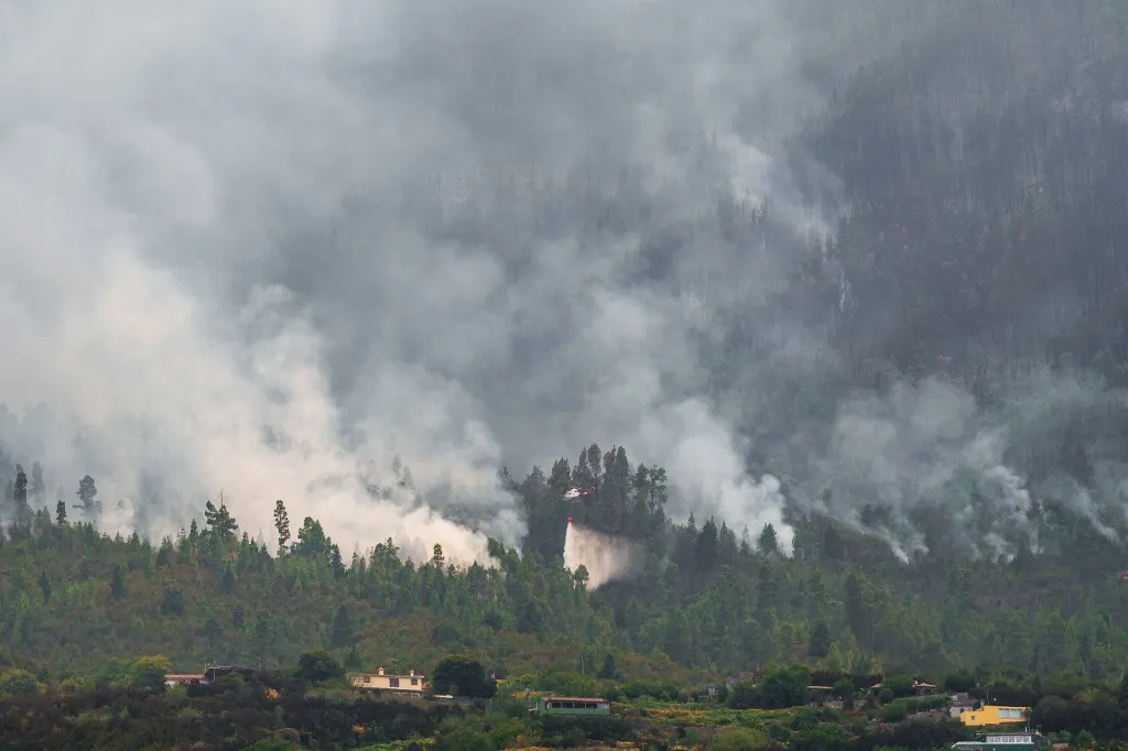 Is smoke from Spain's wildfires a risk to people's health?