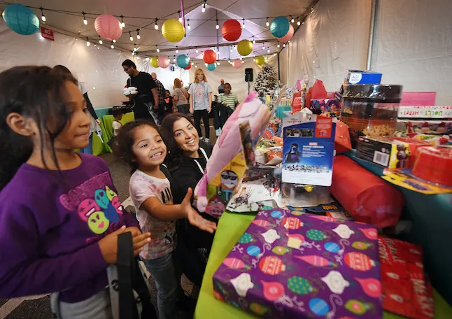 How to donate toys and children's clothes in Spain this Christmas