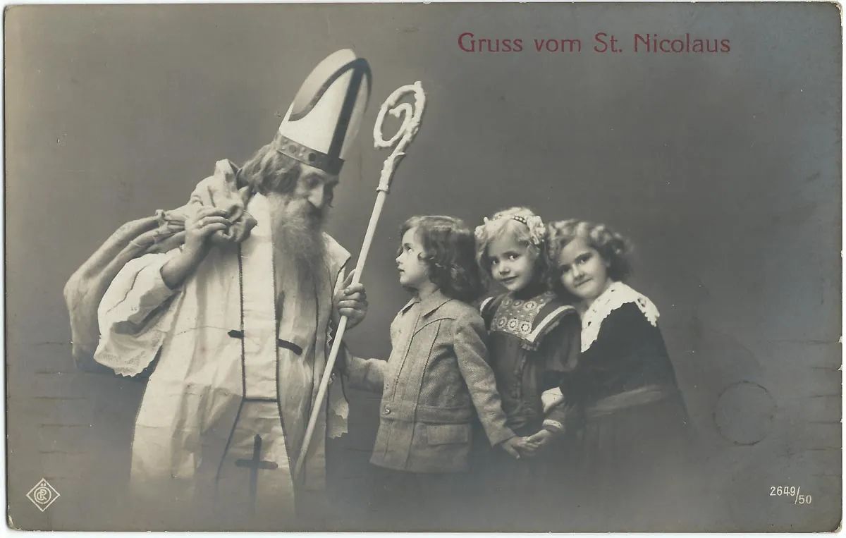 Why Santa Claus comes from Spain, according to the Dutch