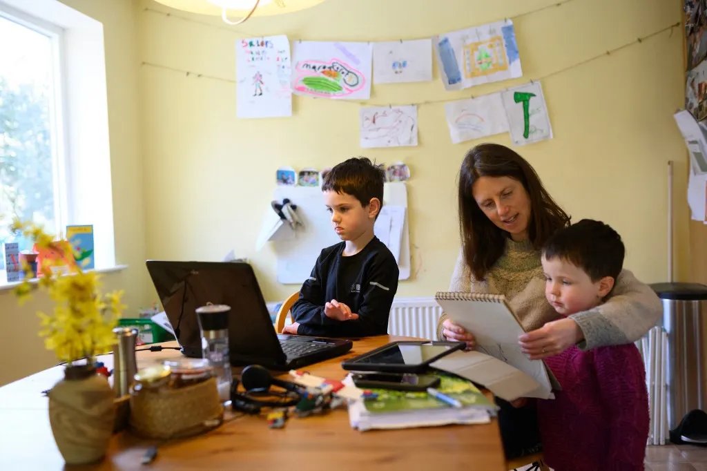 What are the laws on homeschooling in Spain?