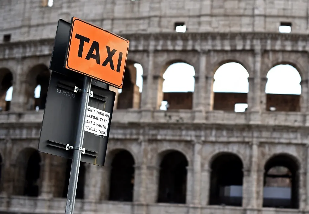 What you need to know about taking a taxi in Rome