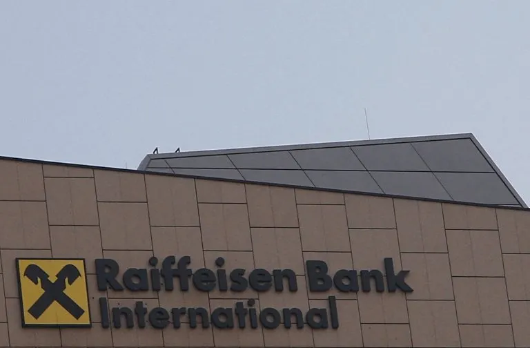 Russian court orders Austria’s Raiffeisen to pay €339 million in sanctions dispute