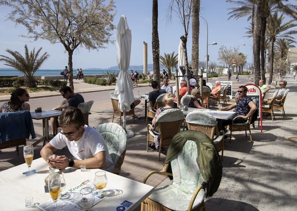 How to spot restaurants in Spain that are tourist traps