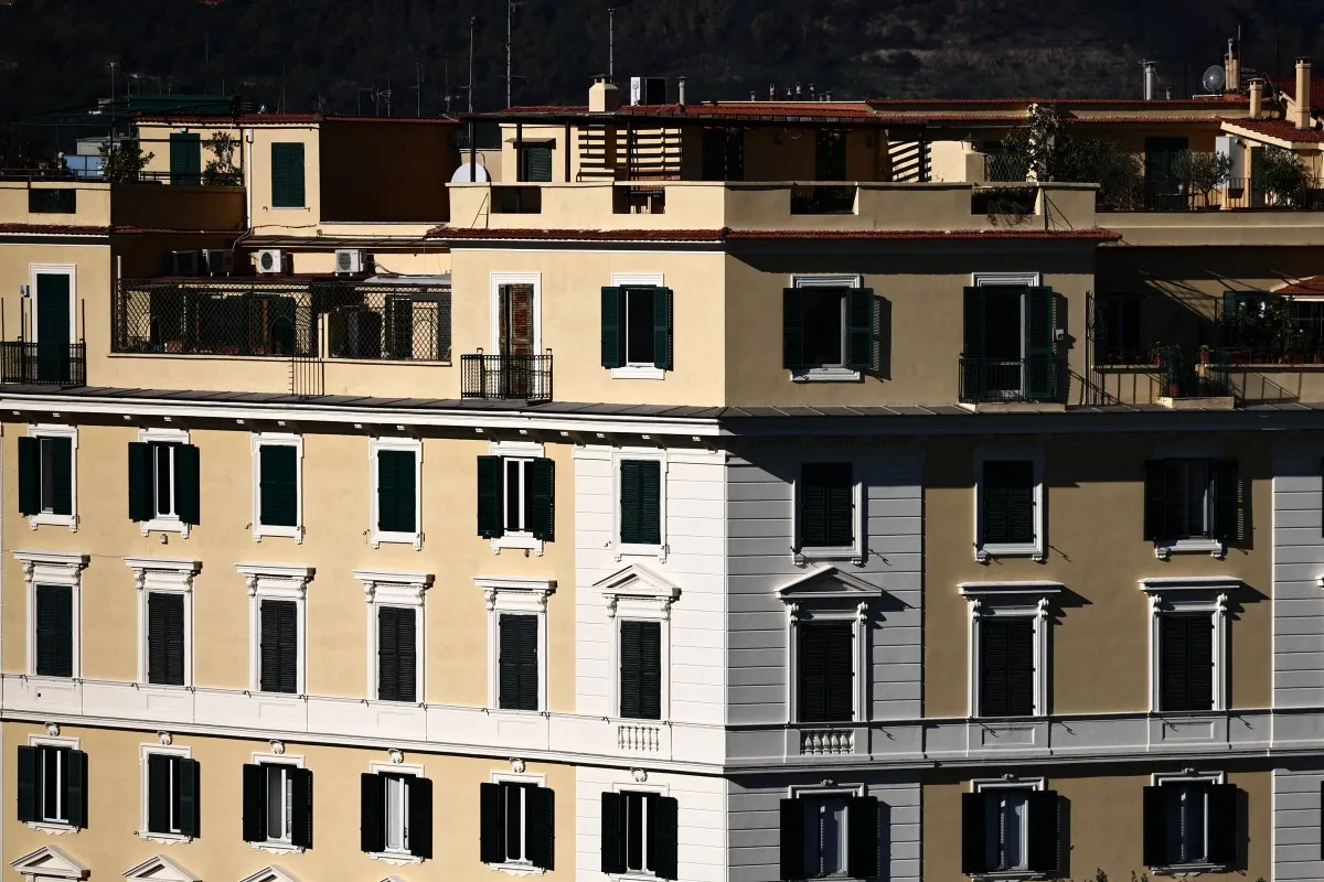 What can you do about rental scams in Italy?