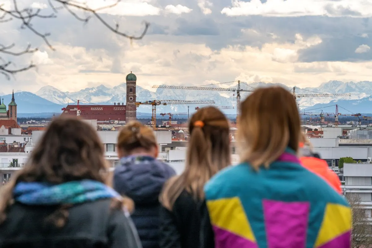 
            TELL US: Do you need to make German friends to really settle in the country?
        