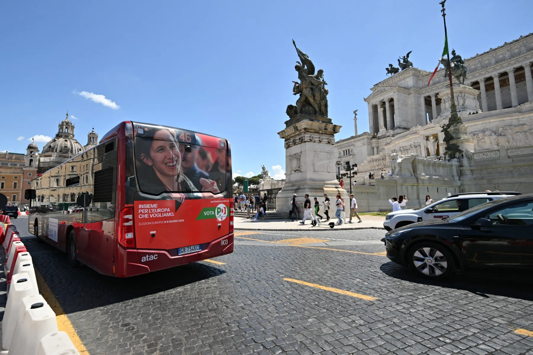 Rome commuters swelter as extreme heat exposes problems on Metro C and buses