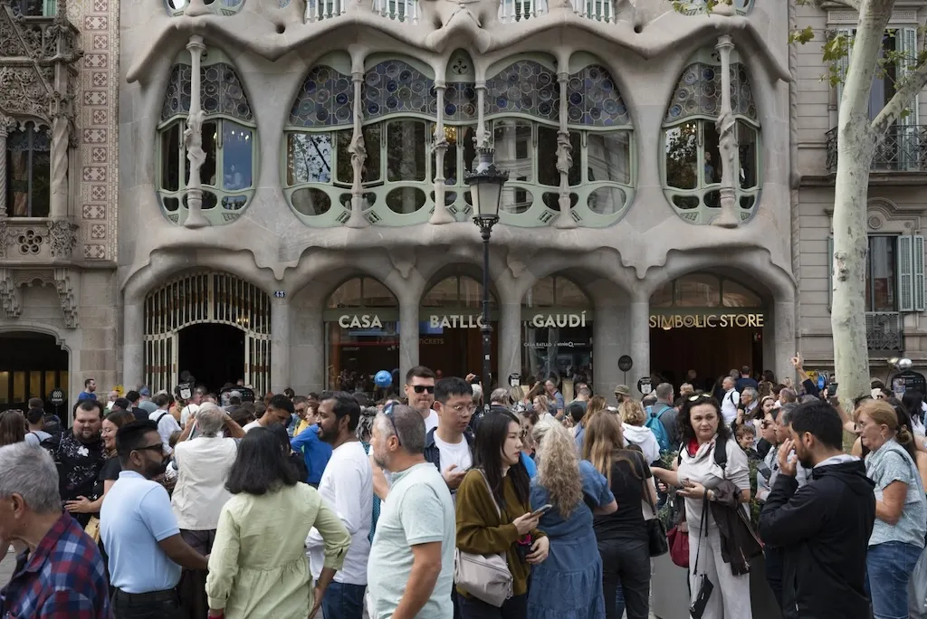 Spain scores record tourism numbers in first quarter of 2025