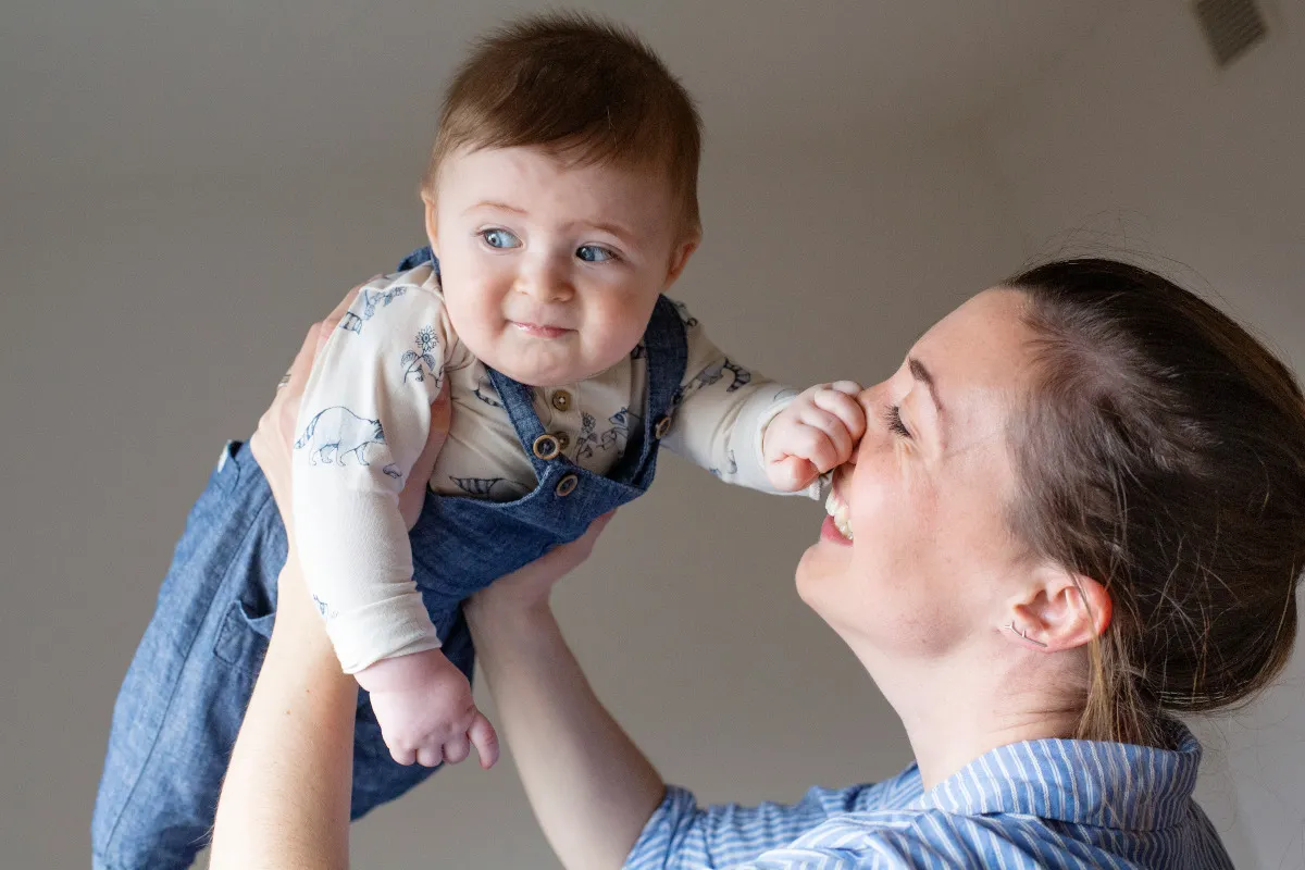 What does Sweden's plan to restrict benefits for newcomers mean for work permit holders?