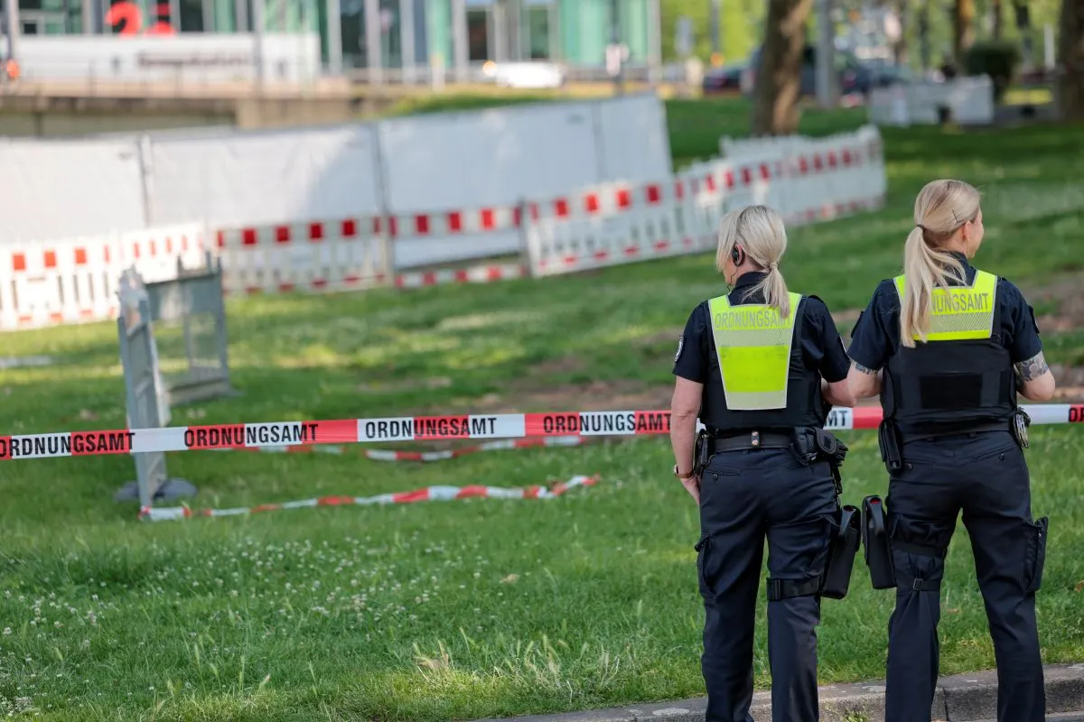 Cologne sees largest evacuation for bomb defusal since 1945