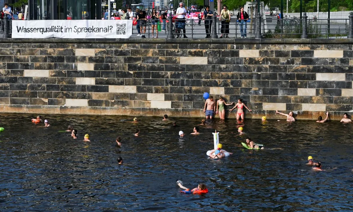 Will Berlin open up the Spree river to swimmers?