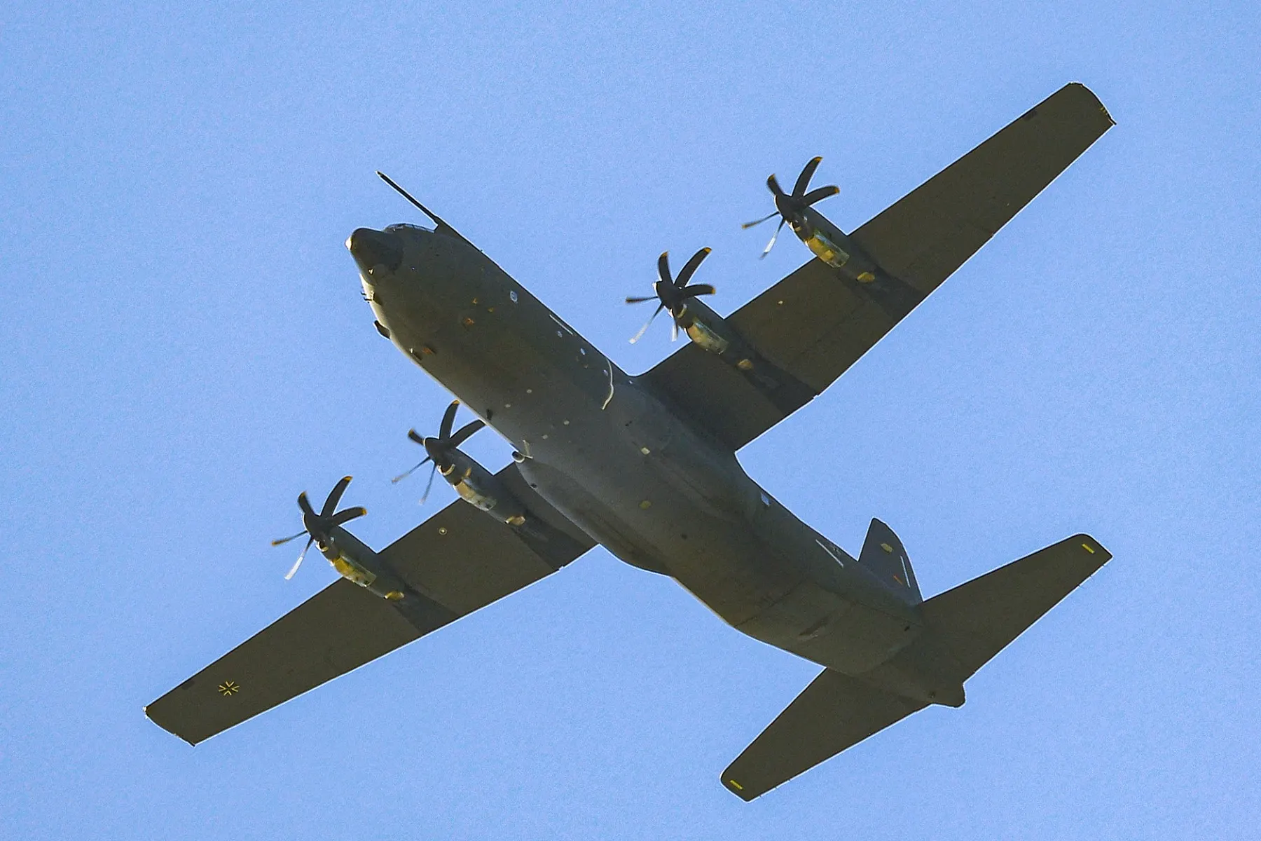 German air force evacuates 64 citizens from Israel