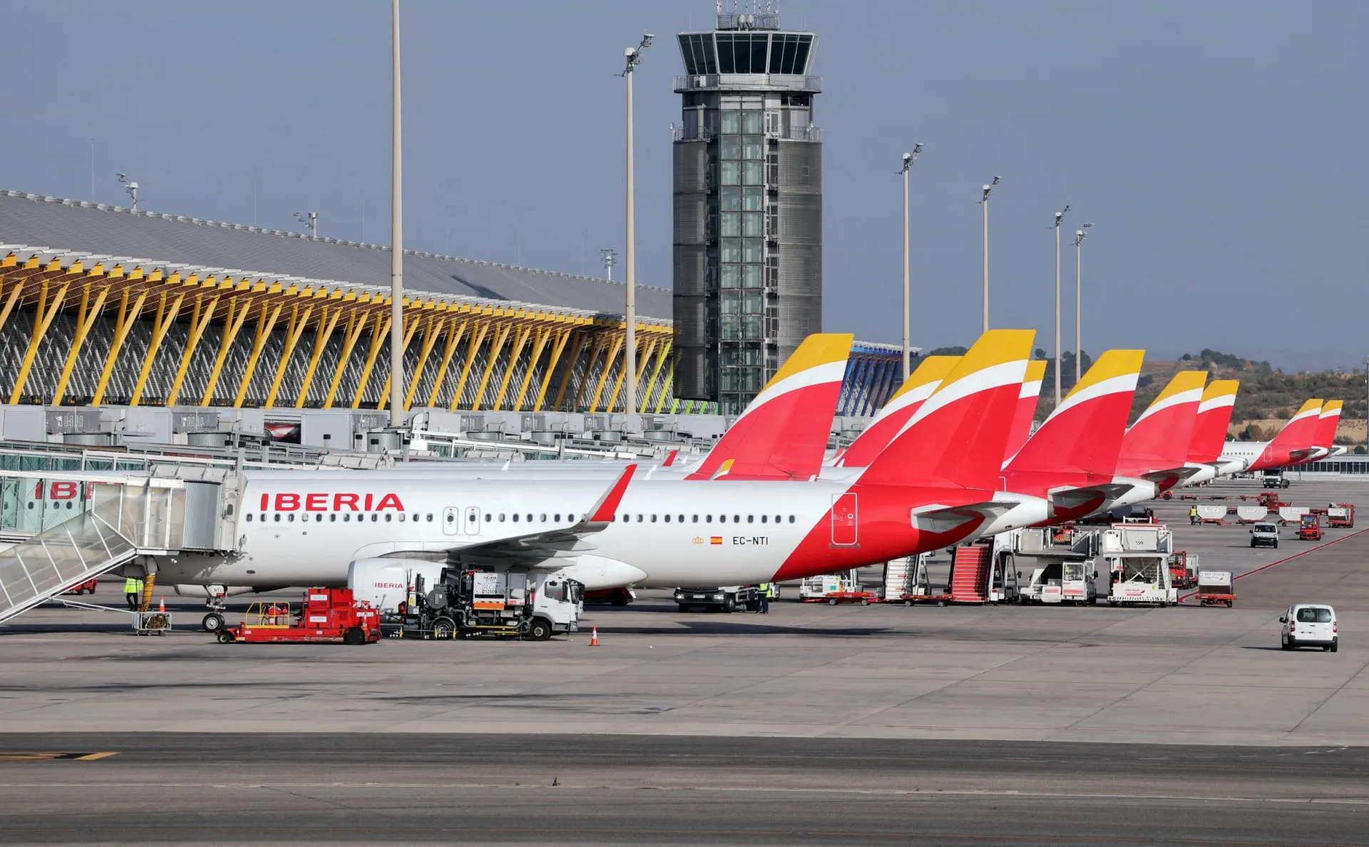 Spain's Iberia set to launch new flight routes to US and Canada