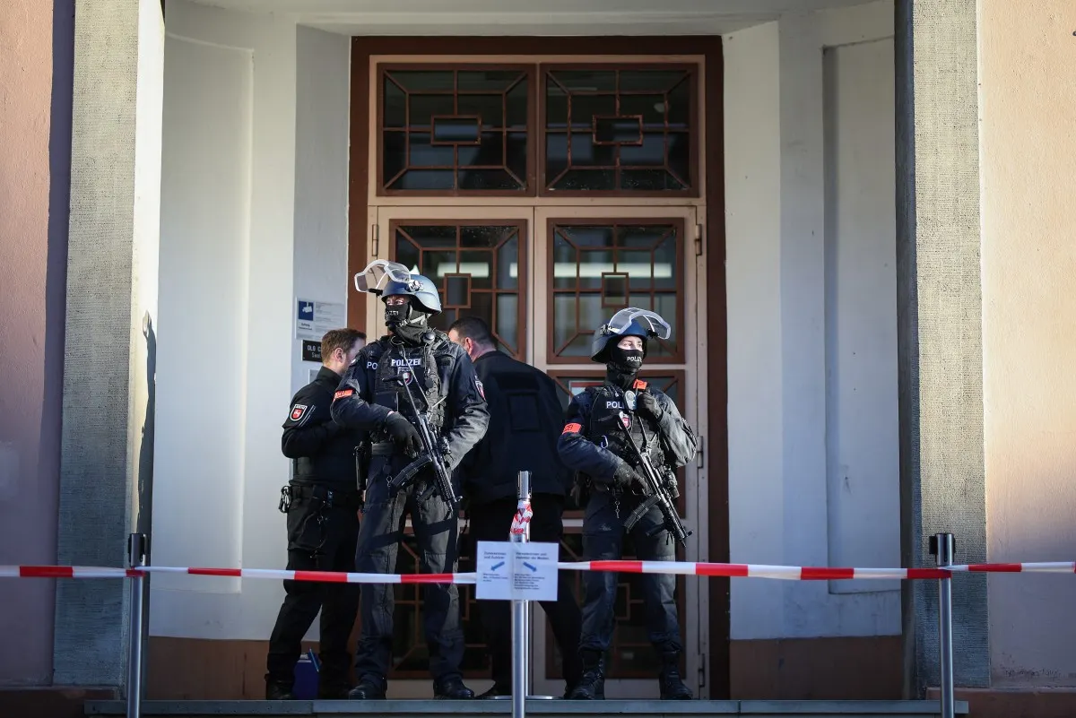 German police shoot Afghan dead after officer stabbed
