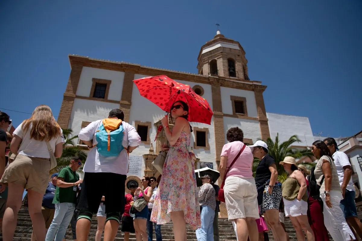 'Up to 43 degrees': Spain braces for scorching second half of June