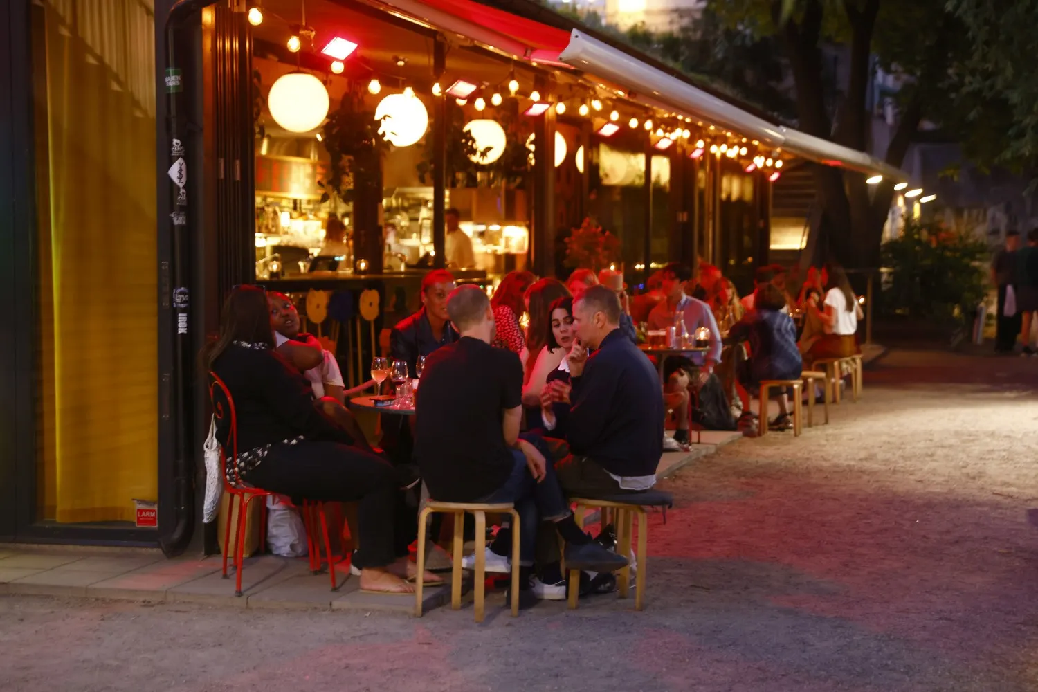 'Is it illegal to shake your bum?': Swedish bar reported for spontaneous dancing