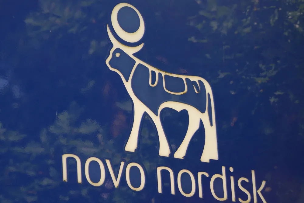 Delnice družbe Novo Nordisk strmoglavile po znižanju napovedi prodaje in dobička