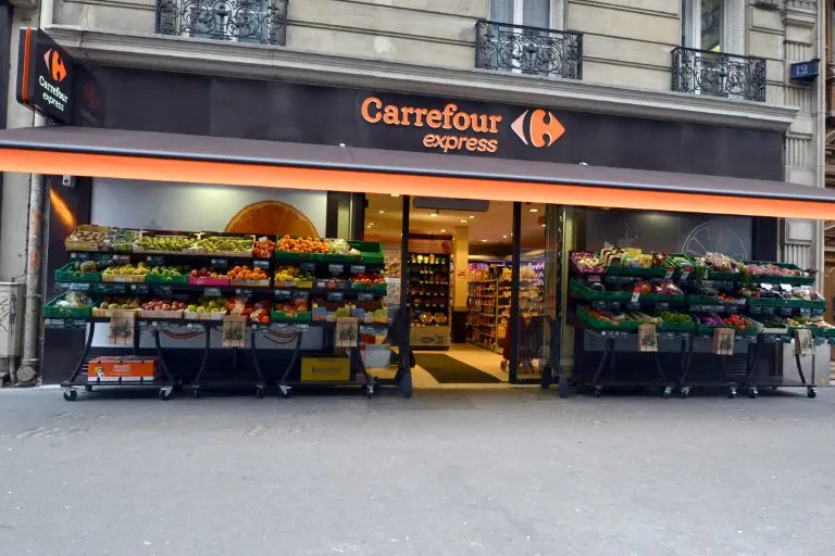 What to know about opening a franchise in Spain