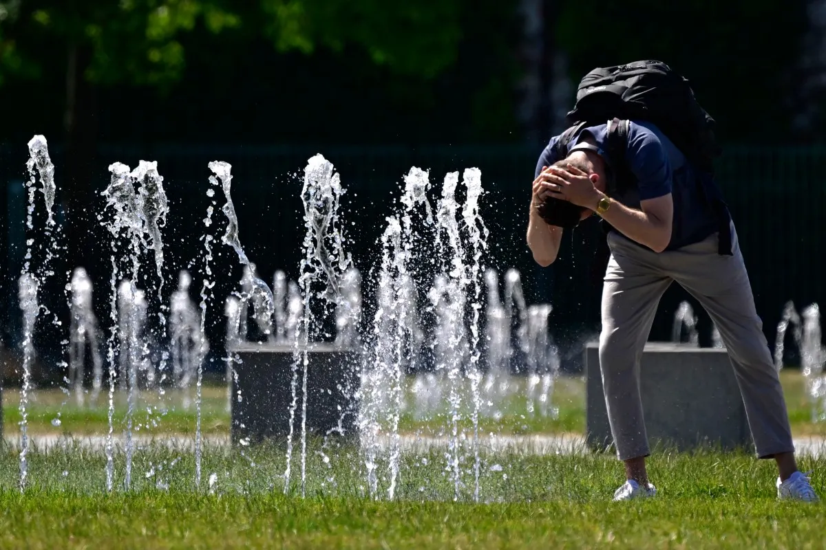 Climate change made recent European heatwave 'up to 4C hotter'