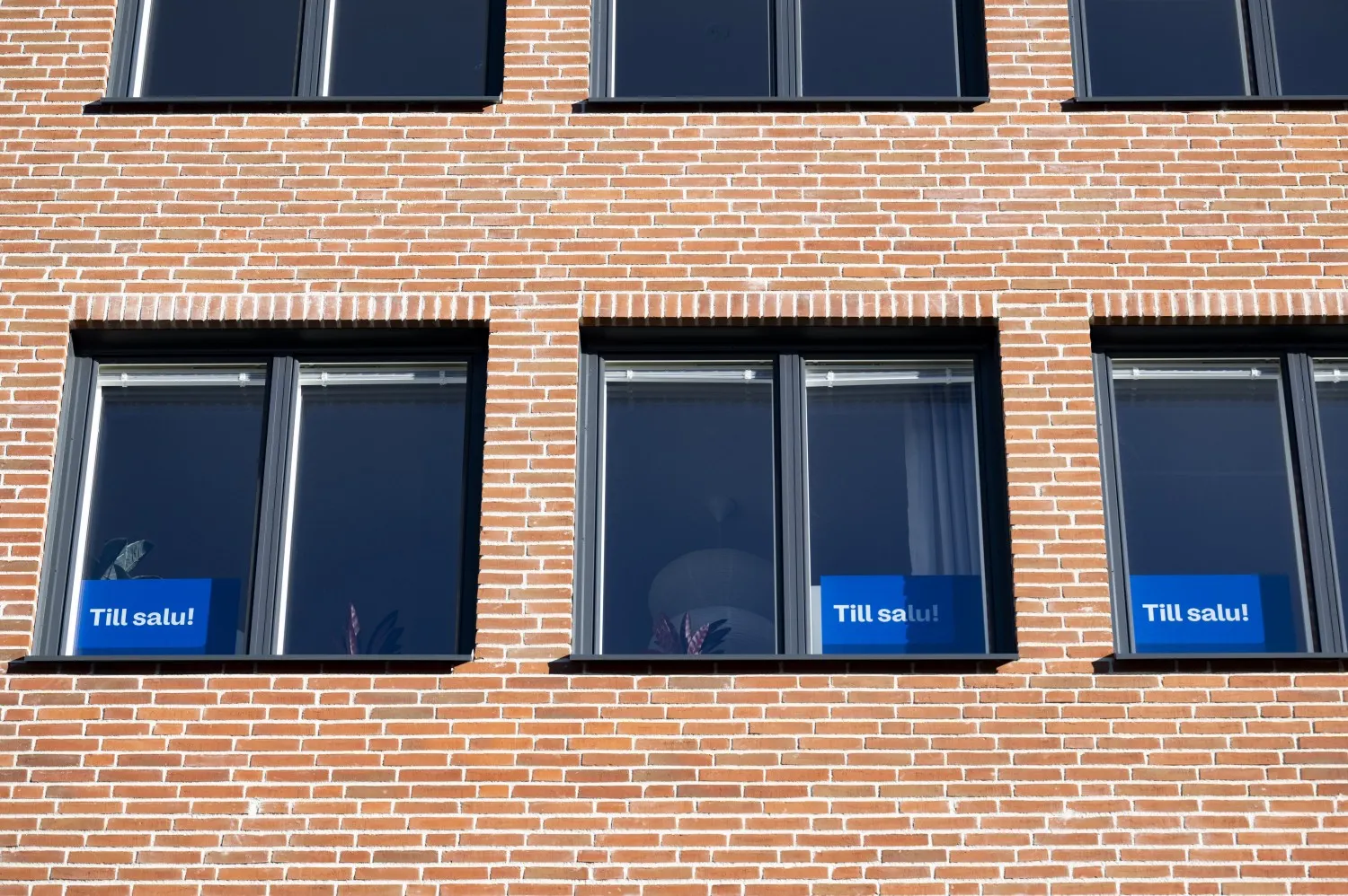 Swedish property prices continue downward trend