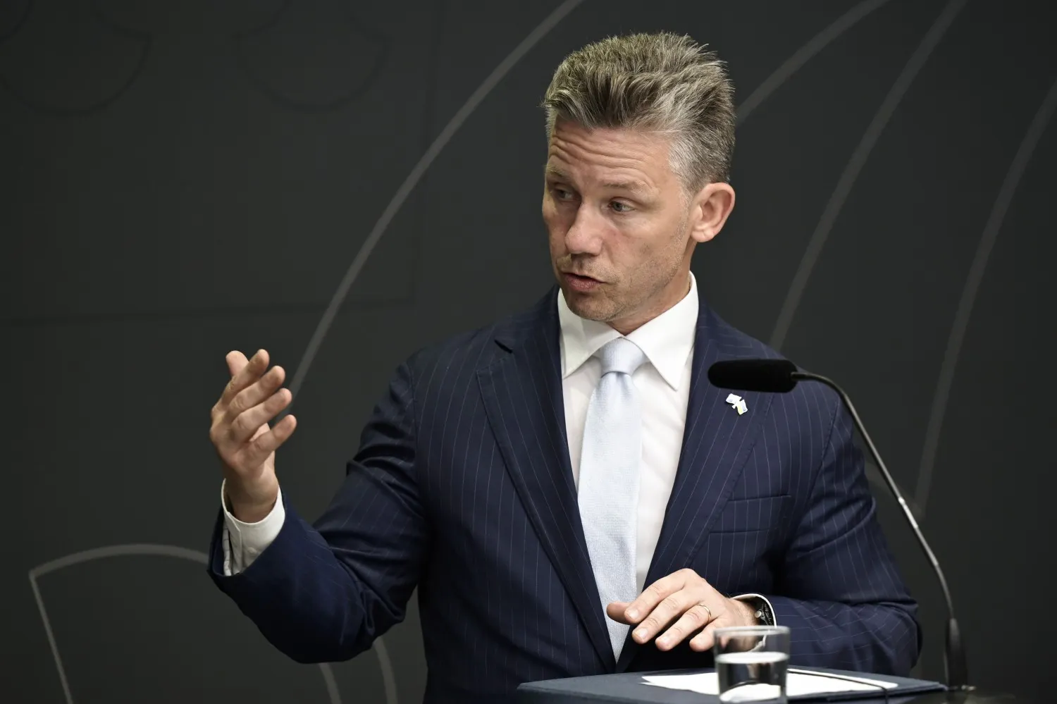 Sweden considers calling up 70-year-old officers to active military duty