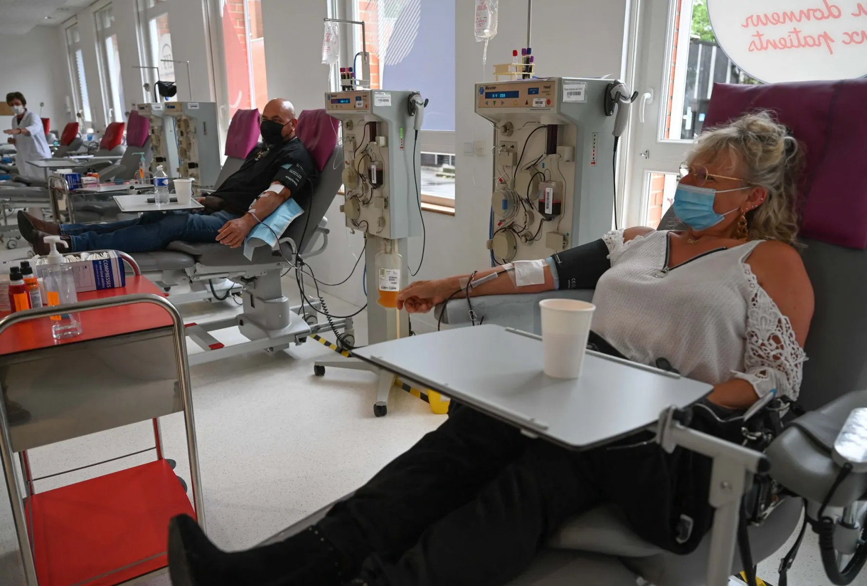 Spain lifts 'mad cow disease' ban on Brits donating blood