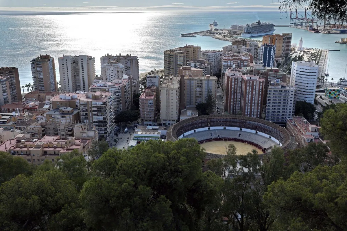 Spain's Málaga suspends new tourist flat licences for three years