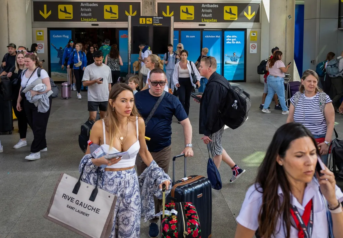 Spain's hotel sector slams EU's visa waiver price for non-EU tourists