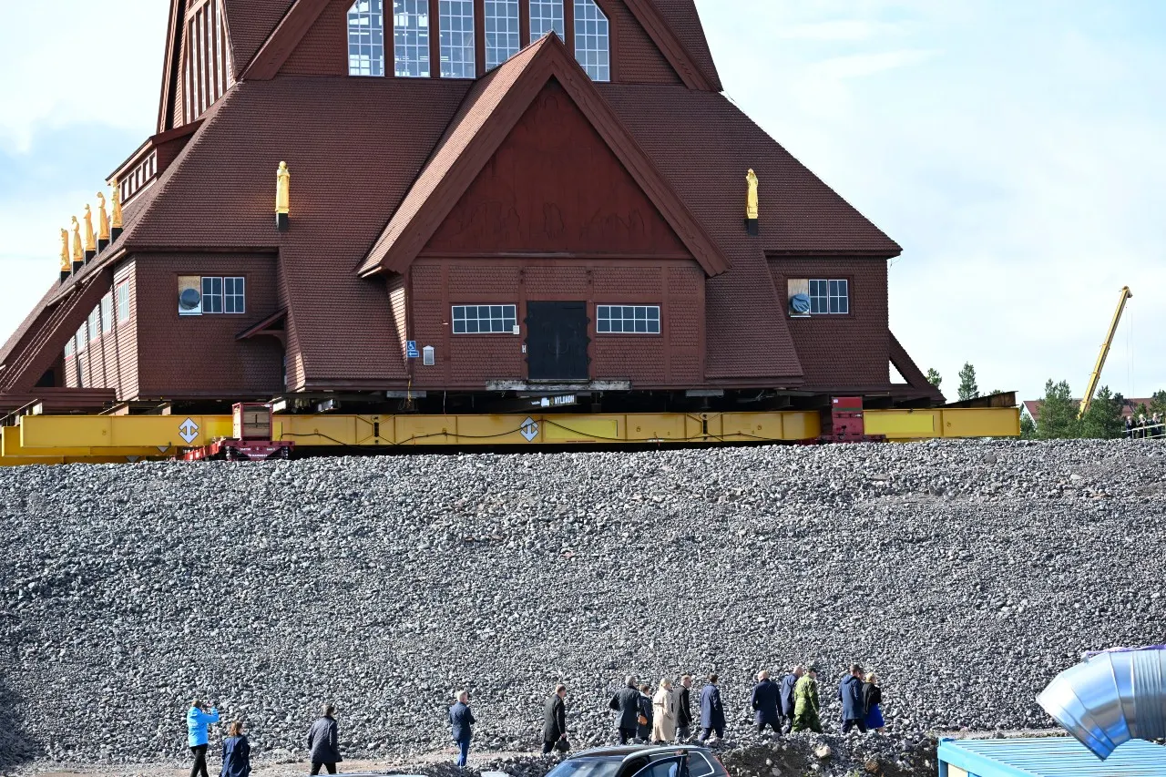 Historic Swedish church arrives at new home