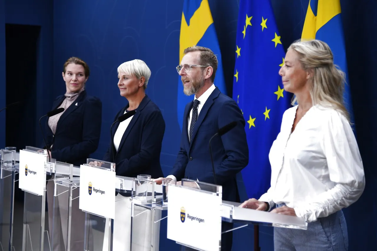 Sweden's government to more than halve dental costs for pensioners