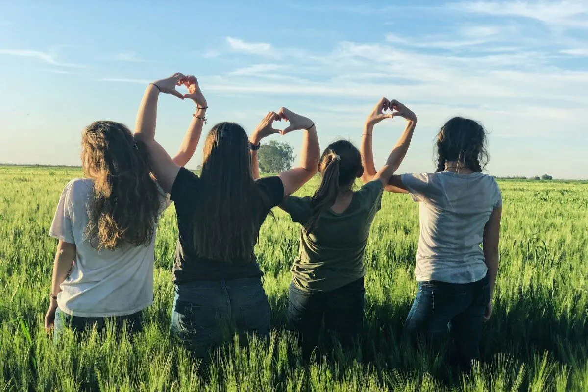‘Smile and make conversation’: How to make friends with Germans