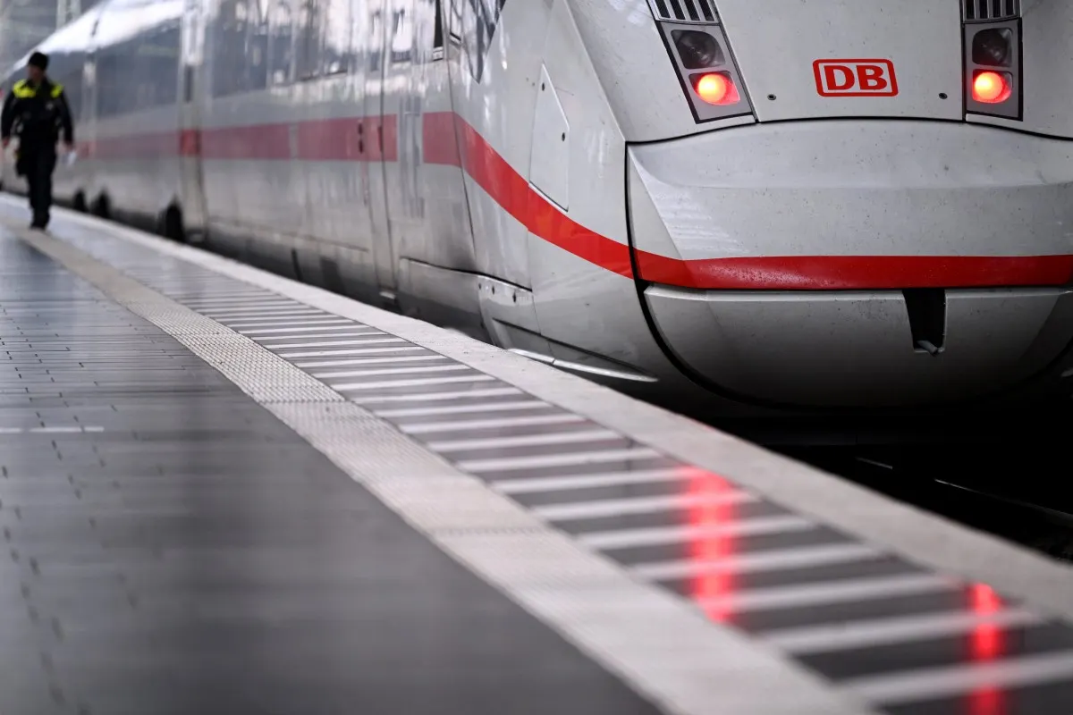 Another Swiss canton demands delayed Deutsche Bahn trains stop at border