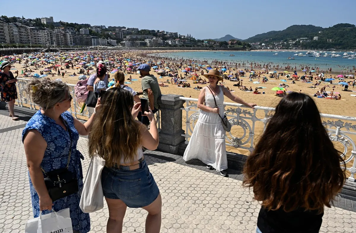 Spain posts new tourism record but shows signs of slowdown
