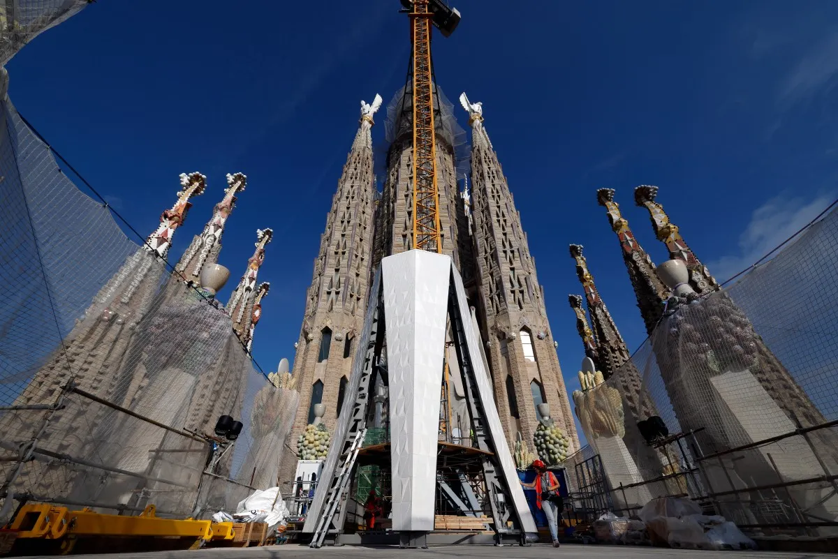 Barcelona's Sagrada Familia aims to finish tallest tower in 2026