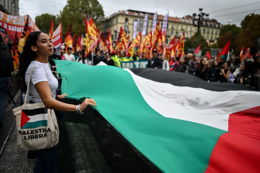 Tens of thousands join pro-Palestinian protests in Italy