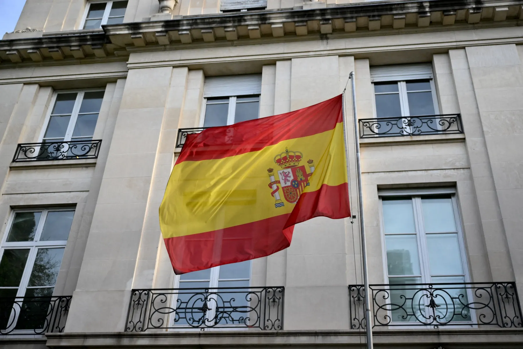 900,000 people apply for Spanish citizenship as Grandchildren Law deadline looms