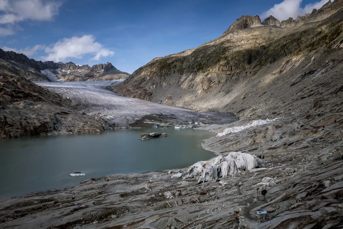 Switzerland's glaciers shrink by a quarter in just a decade