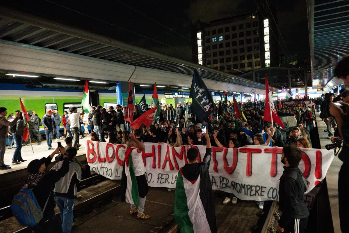 Meloni urges Gaza aid flotilla to stop as 22 Italians held