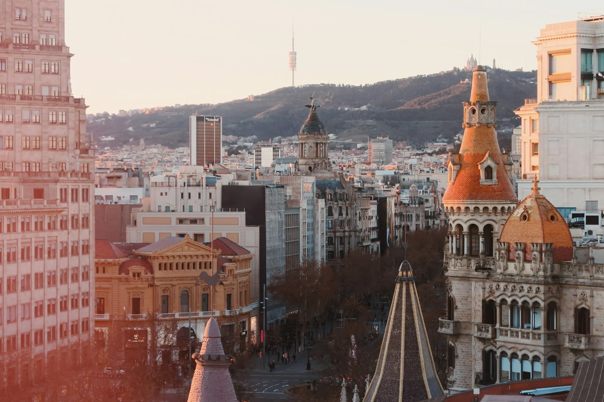 Calls for Catalonia to be in different time zone to Spain