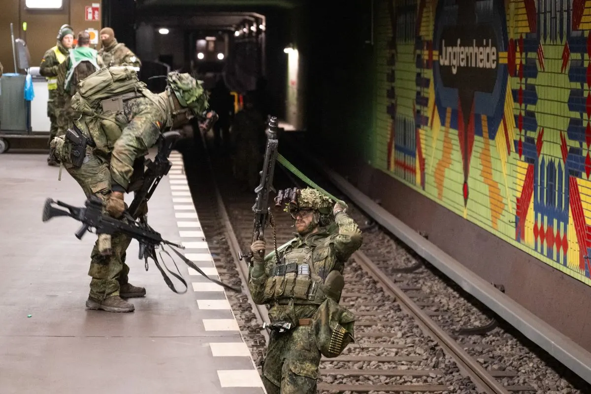 IN PICTURES: Bundeswehr soldiers storm a Berlin U-bahn station