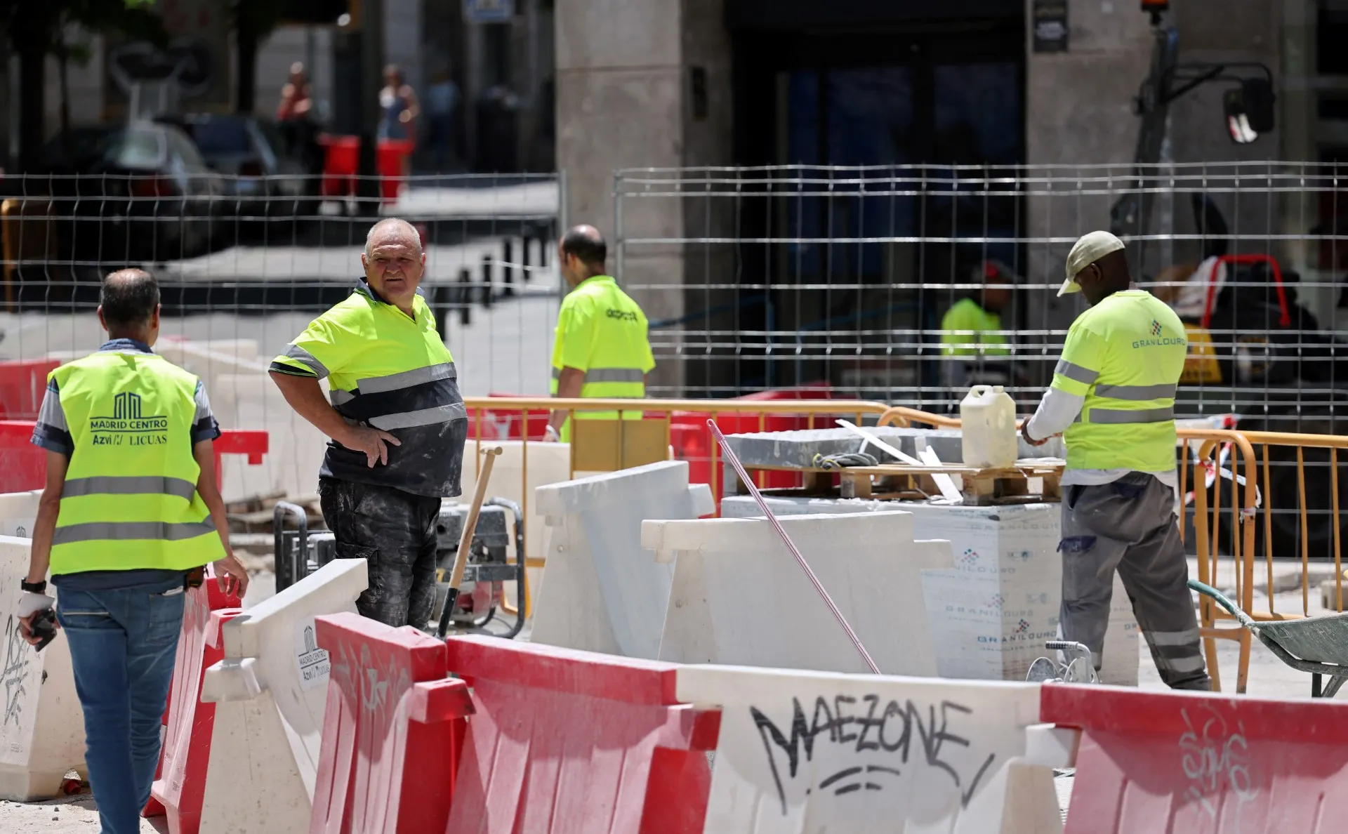 Spain's work and residency permit applications surge by 50% after reform