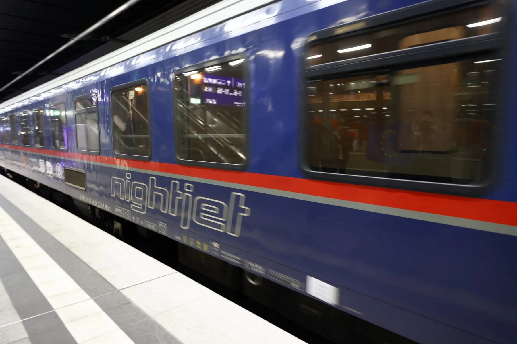 Paris-Berlin night train rescued after service was scrapped to cut costs