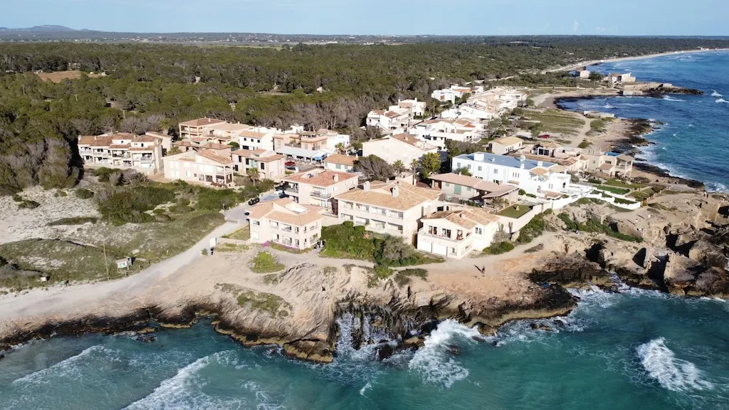 Foreigners buy 4 in 10 properties in Spain's Balearic Islands