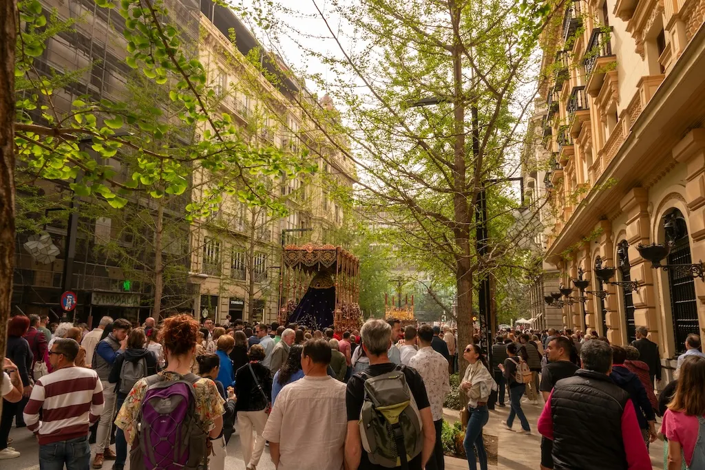 Spain's population reaches record 49.4 million thanks to immigration