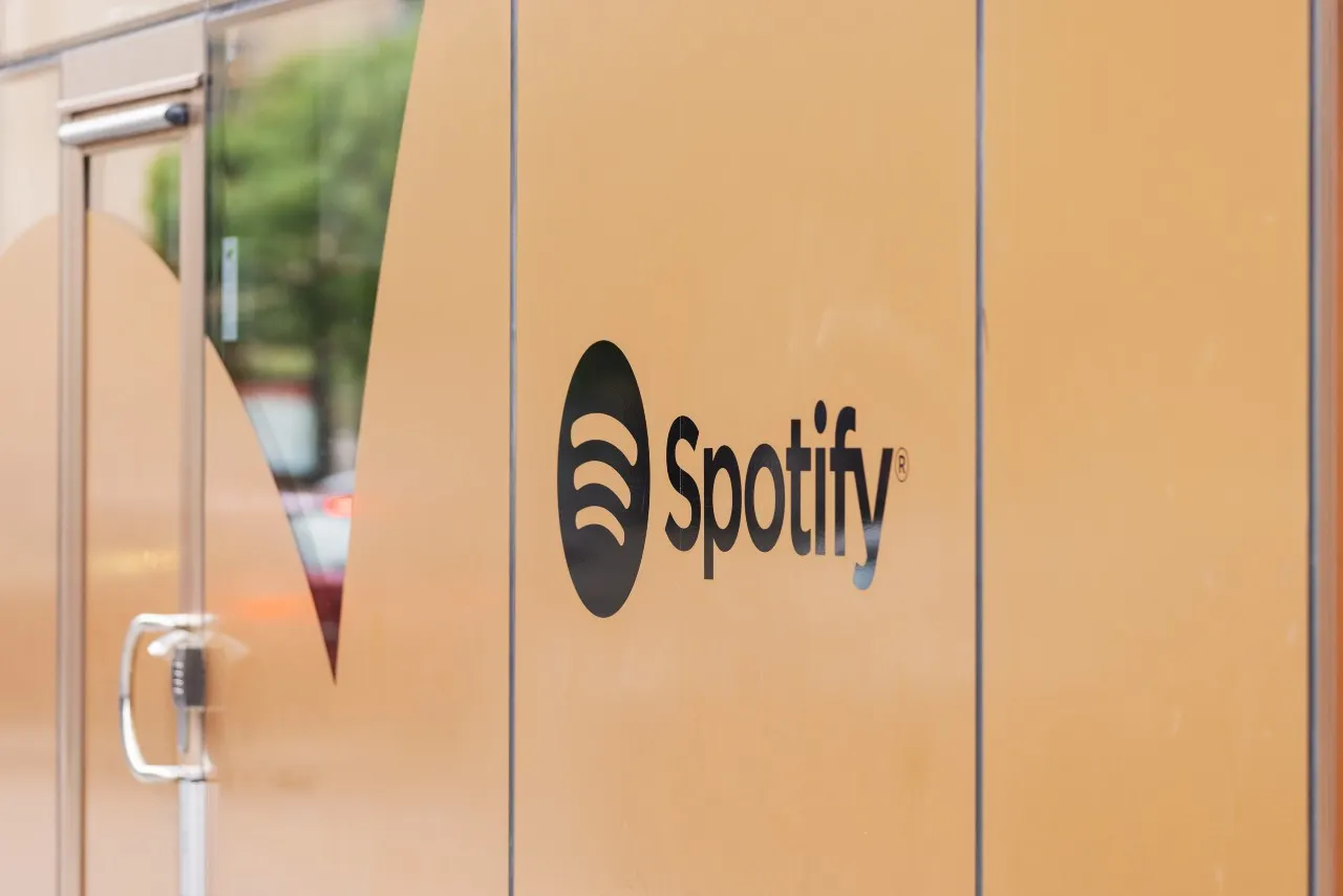 Spotify reports 12 percent jump in paying subscribers