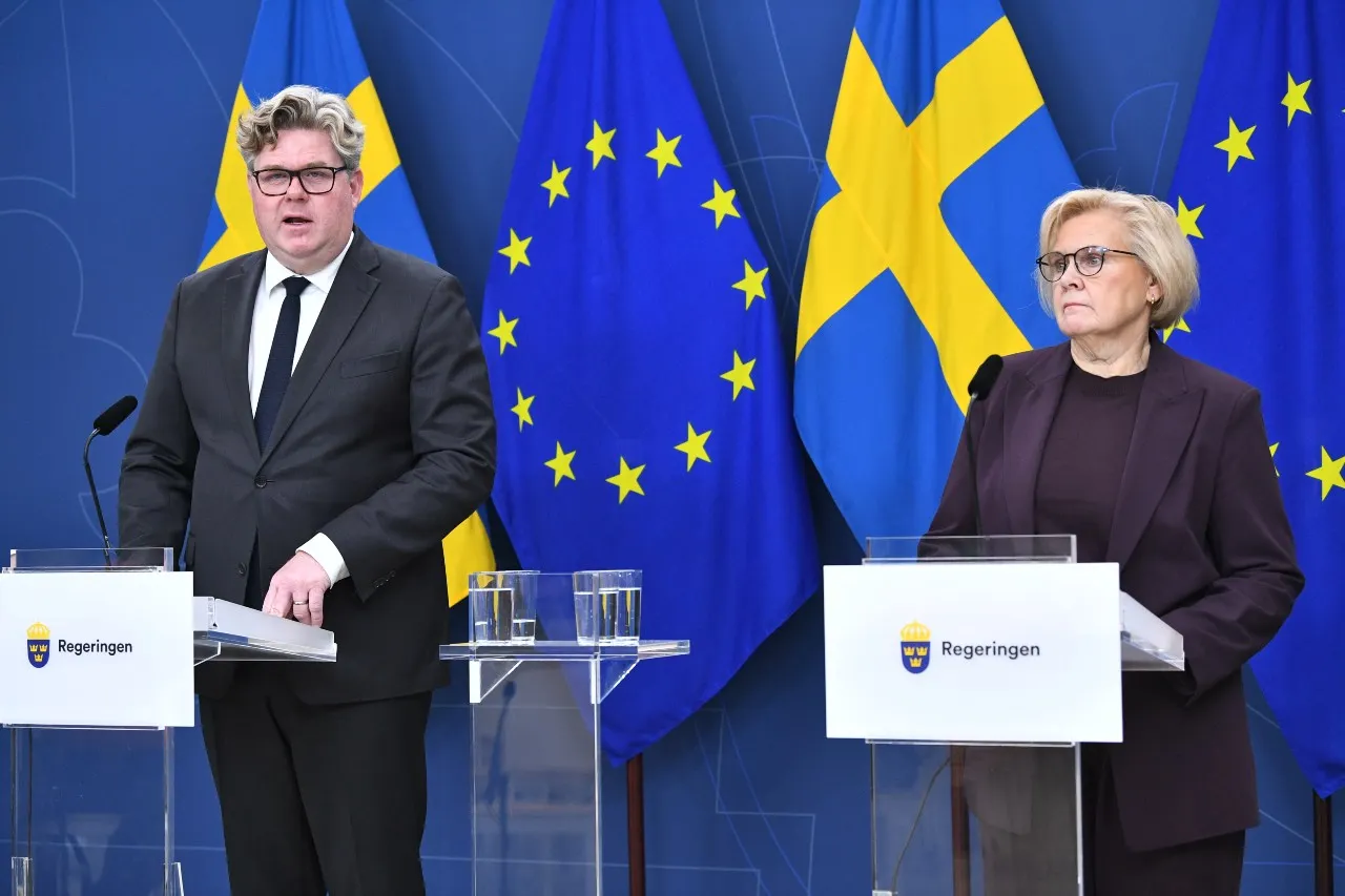 Na Švedskem okoli 17.500 aktivnih kriminalcev, povezanih z tolpami