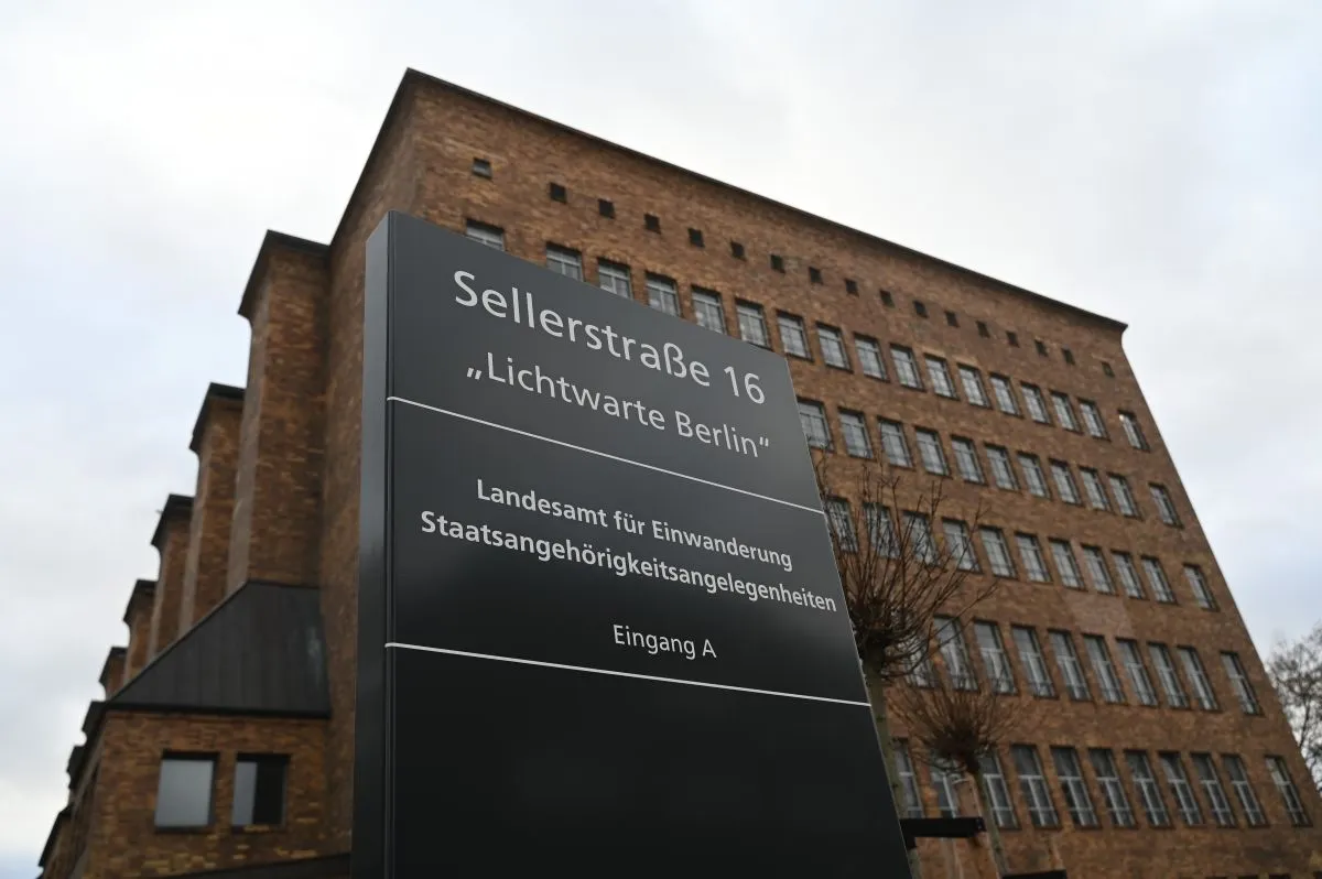 'Failure to act': Why a record number of Berliners are suing against citizenship delays