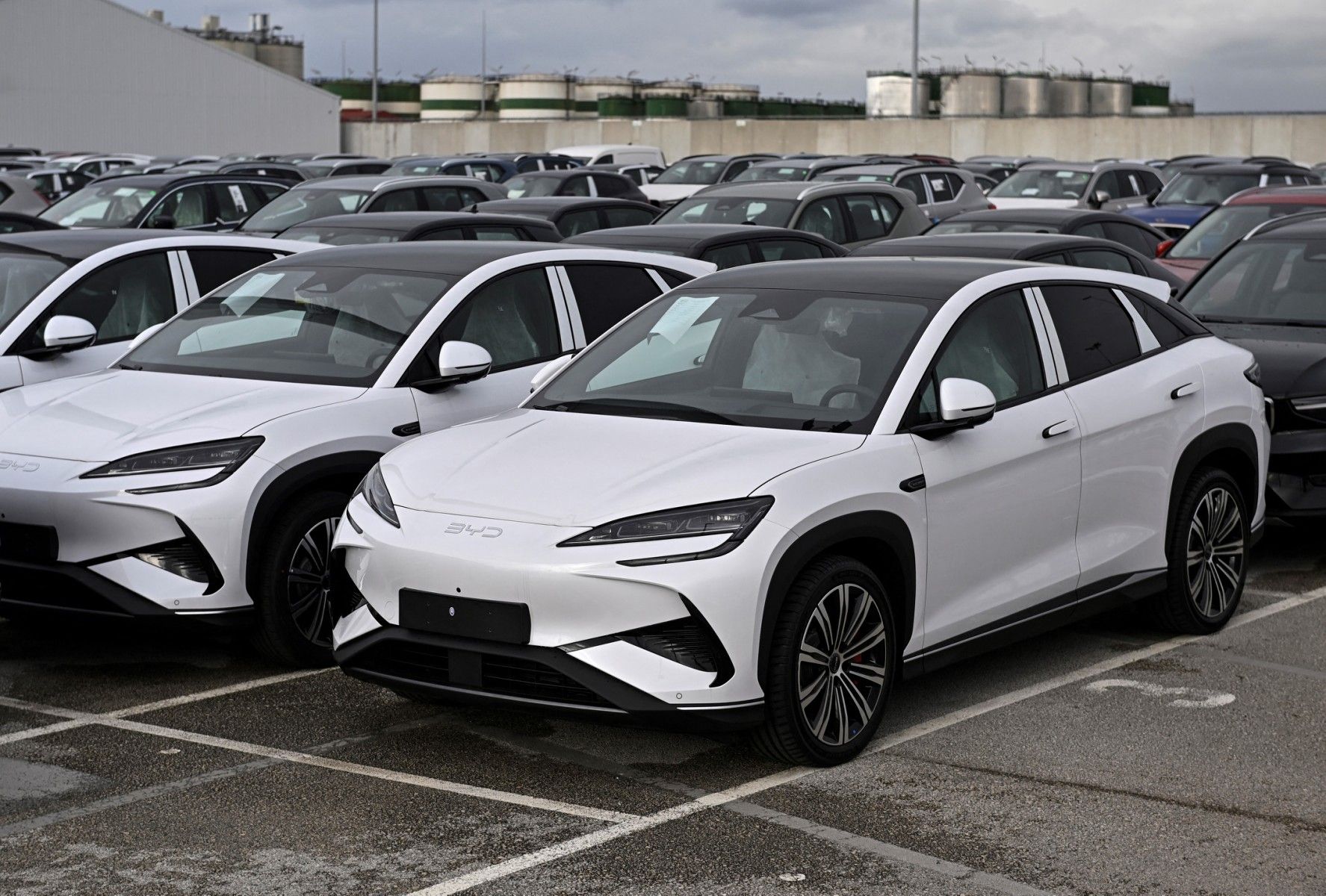 Spain to invest €700 million to boost electric vehicle sales