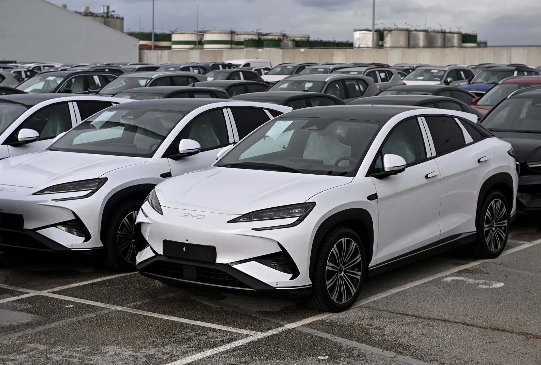 Spain to invest €700 million to boost electric vehicle sales